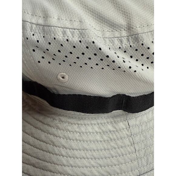 Adidas Aeroready Bucket Hat Men’s Gray Vented UPF 50 Adj Strap - Picture 3 of 9